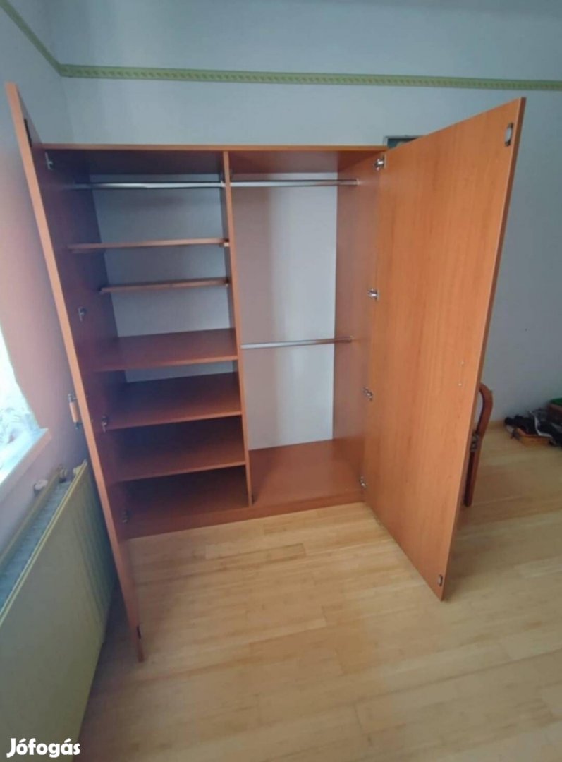 cseresznye furnél szekrény