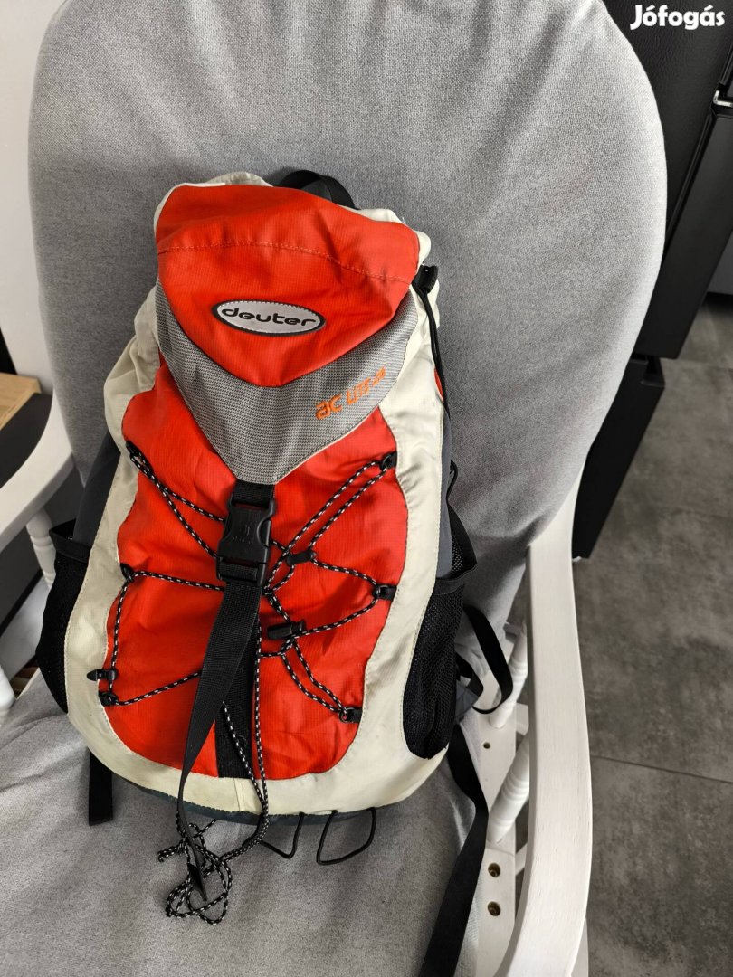 deuter AC lite 25 hátizsák túrahátizsák