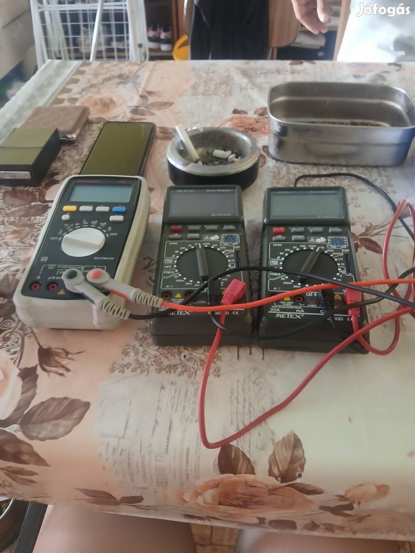 digitális multimeter 