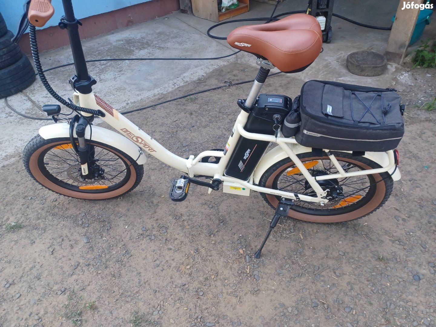 e-bike onesport fat bike.uj