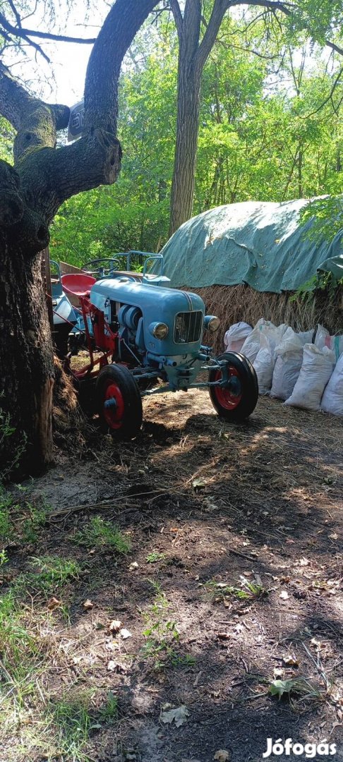 eicher em295 panther traktor eladó