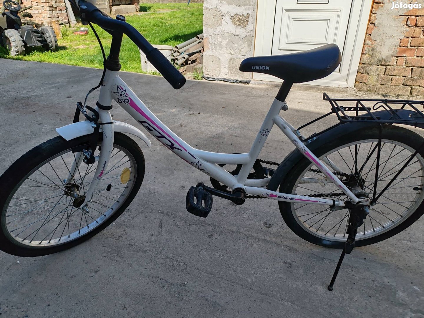 eladó 20" gyerek kerékpár 