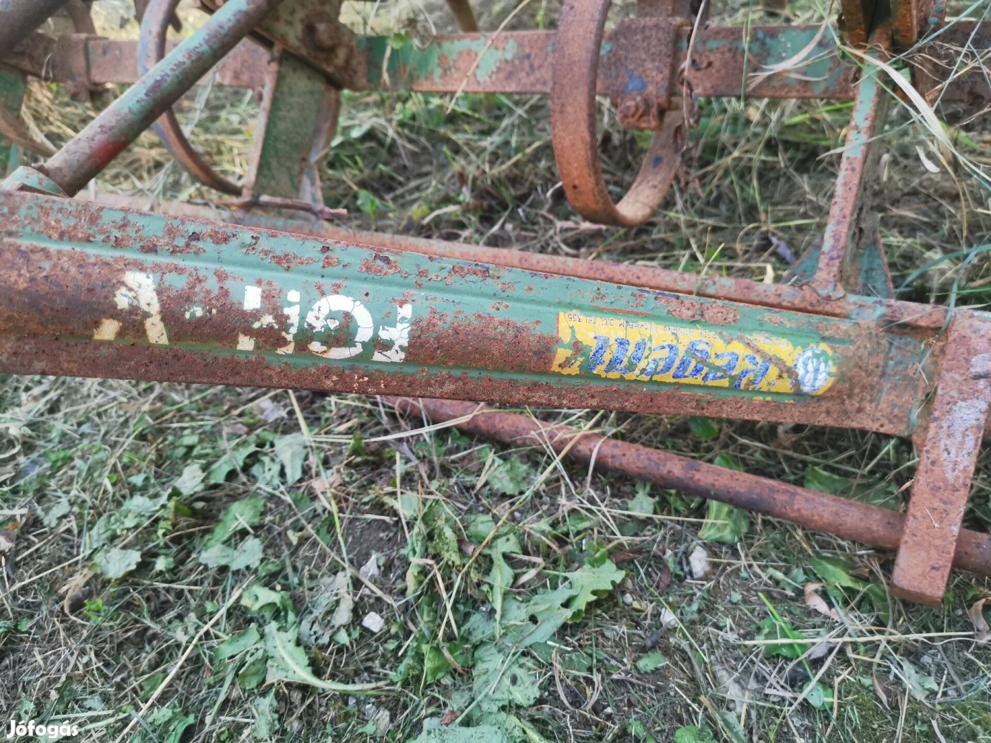 eladó 24 kapás rugoskapa kombinátor 