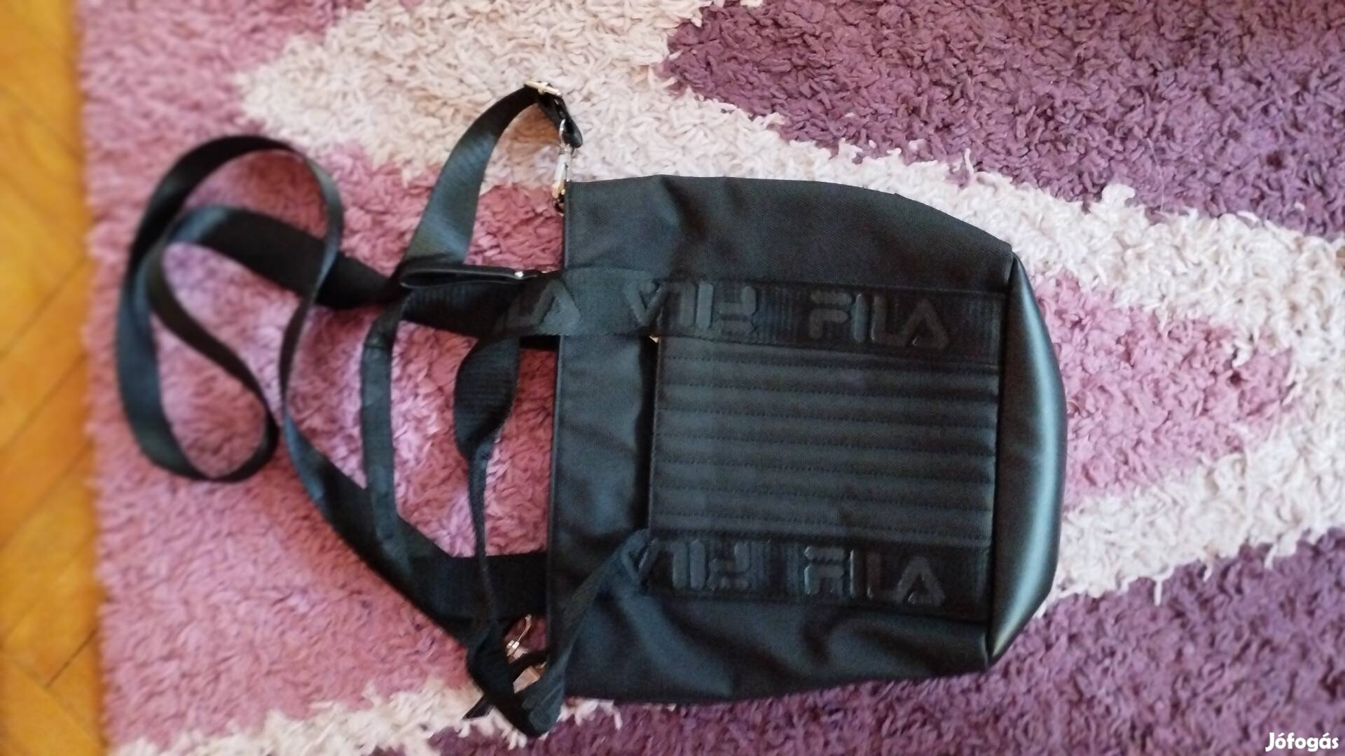 eladó FILA táska