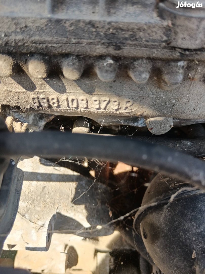 eladó Wv Passat B5 hengerfej.
