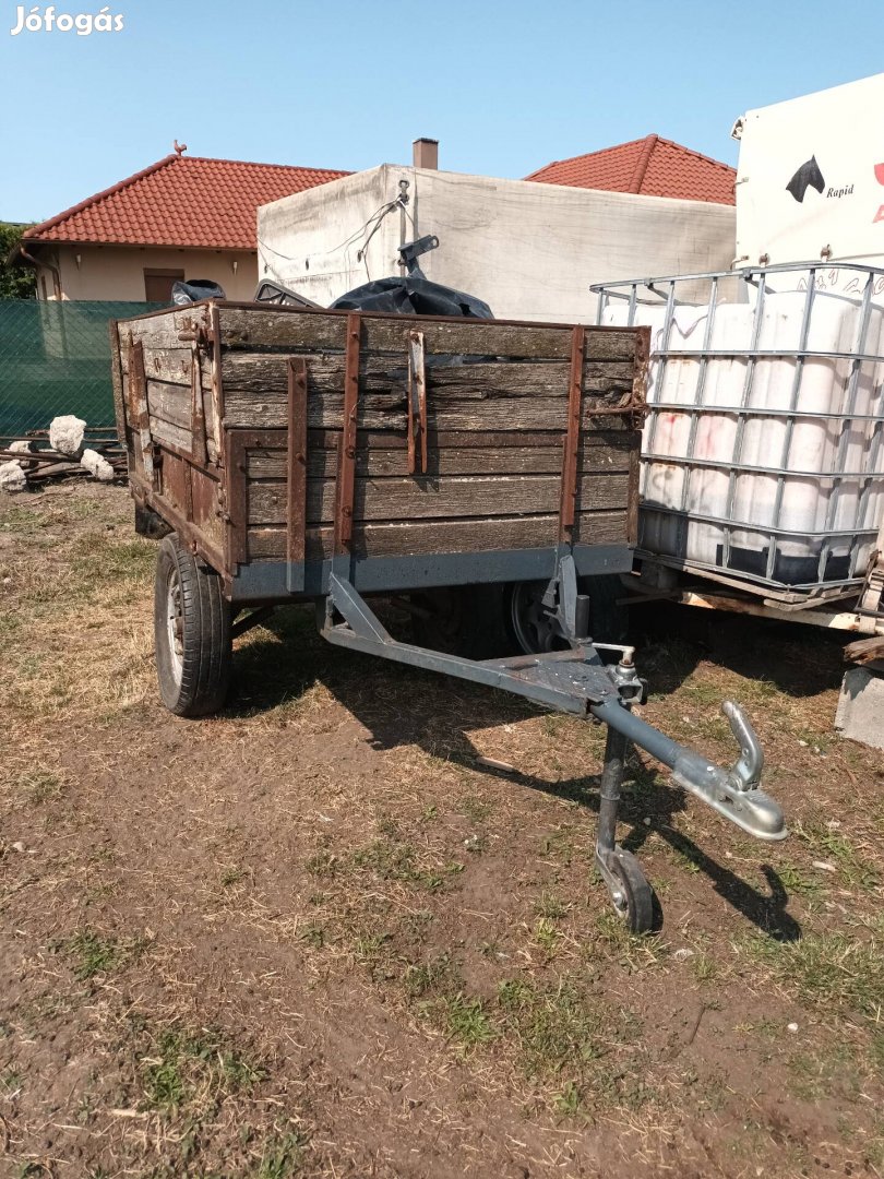 elado (mezőgazdasági) utanfutó 