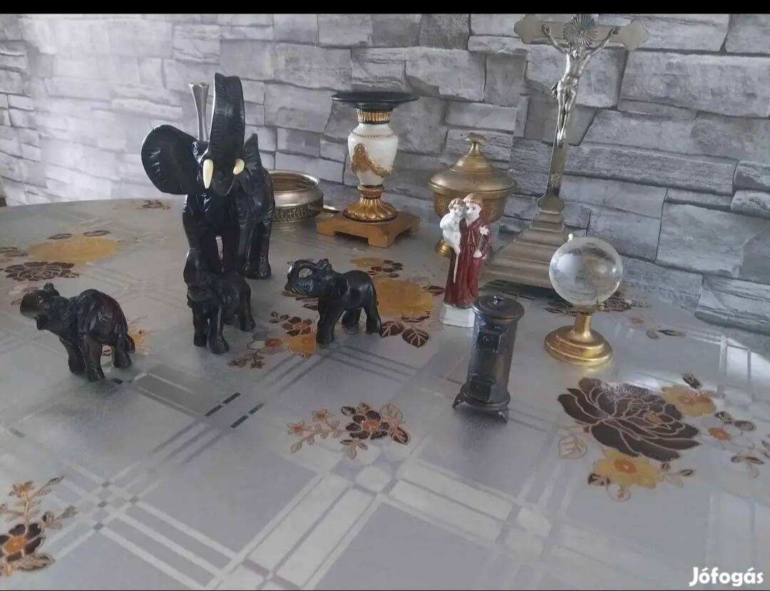 eladó antik darabok