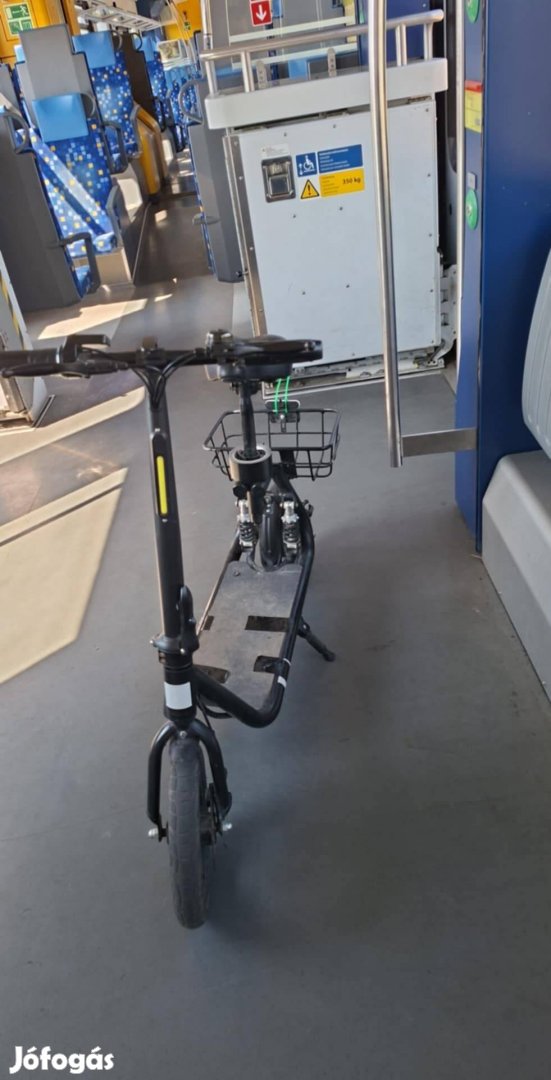 elado e bike aksi nelkul ki probalashoz tudok bele aksit teni. 36v  