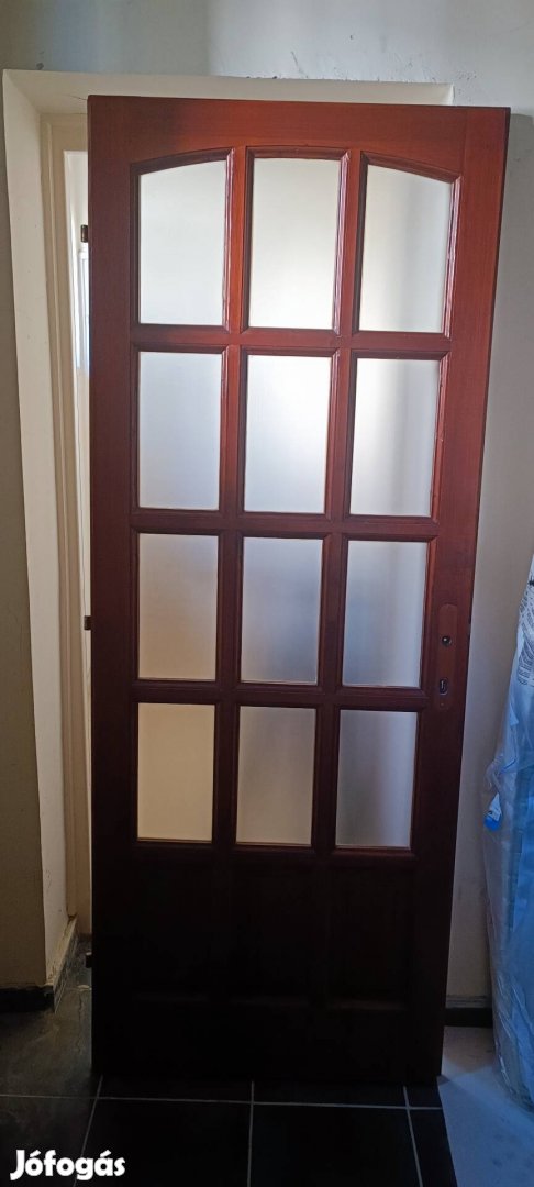 eladó fenyő és akác ajtólapok