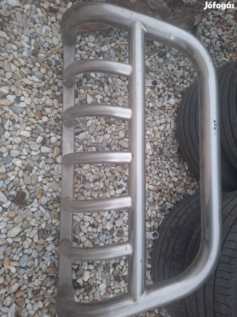 eladó gallytörő rács