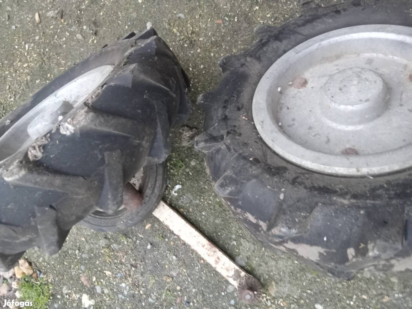 elado kerti rotakapa,maro,kerek!