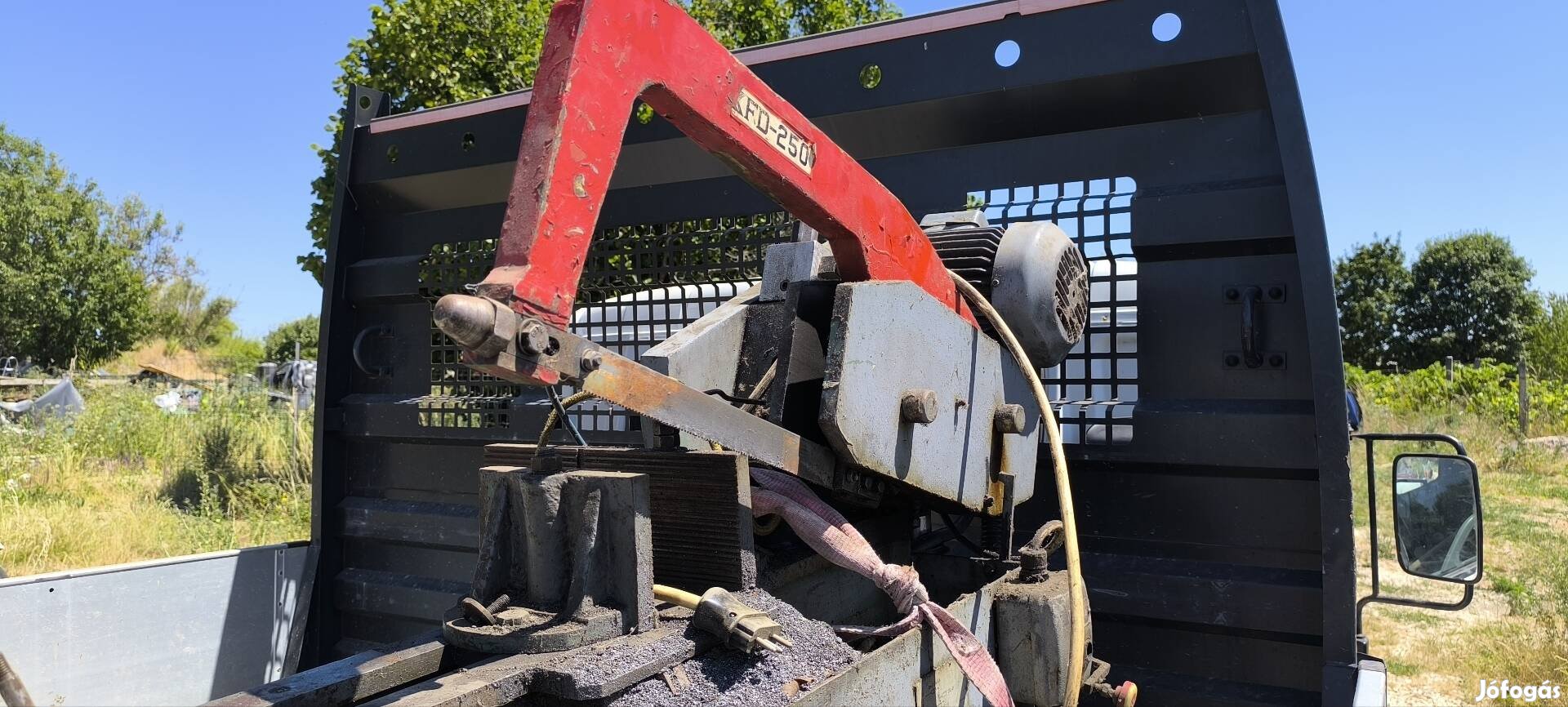 eladó kfd 250 fureszgep 125eft