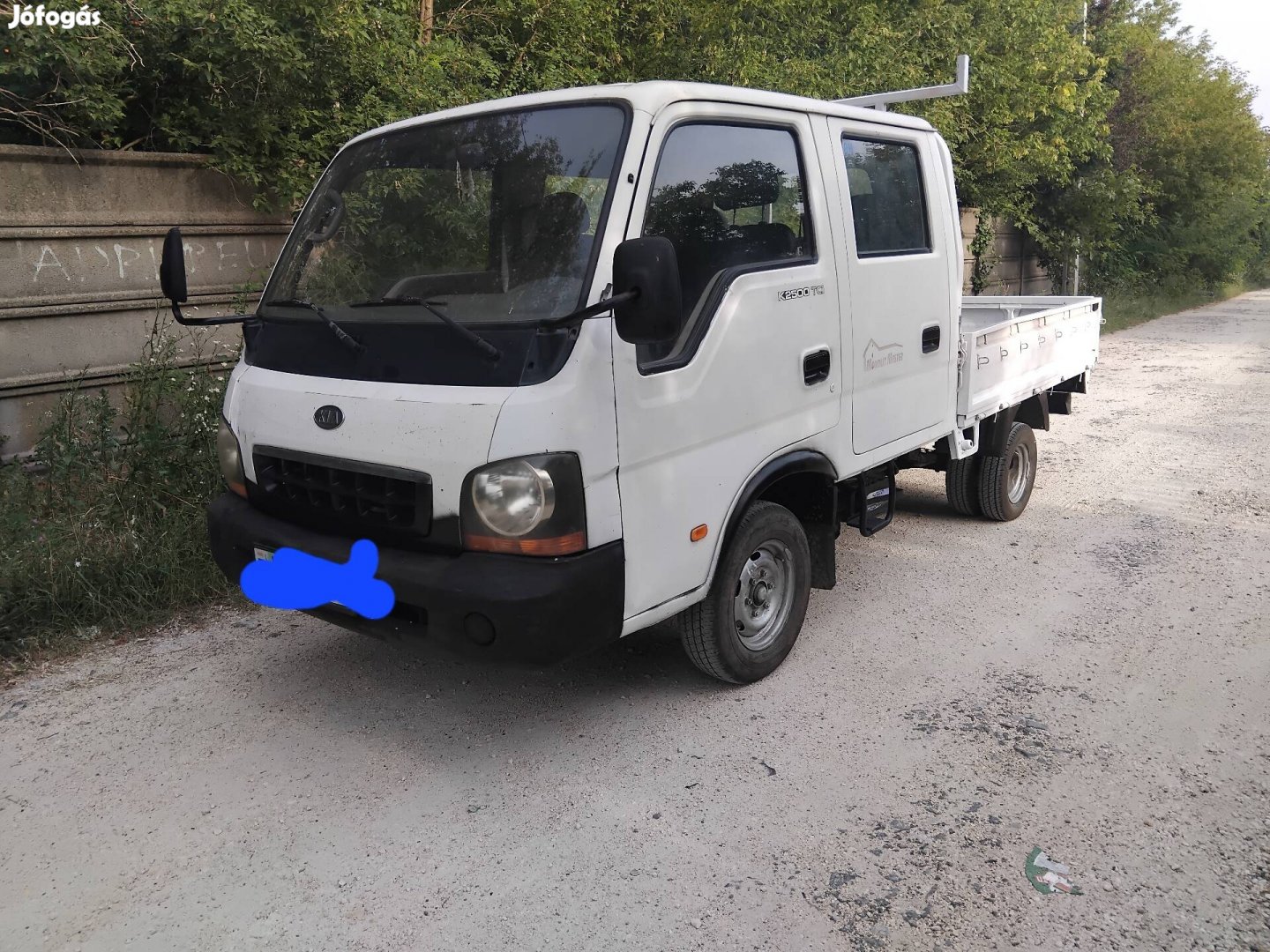 eladó kia k2500 alkatrészek motor váltó 