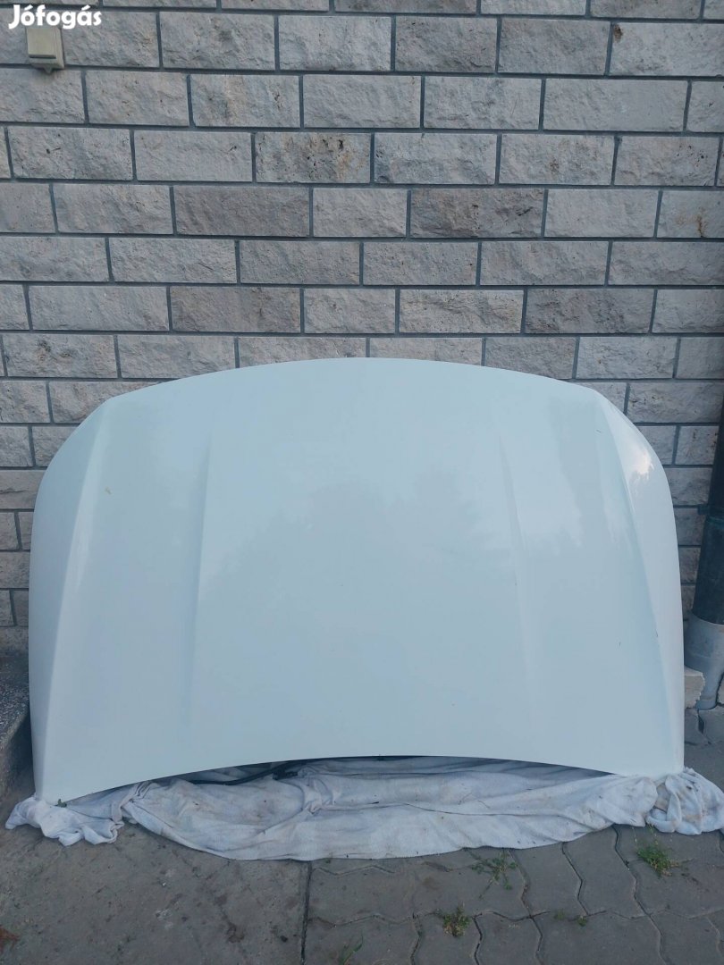 eladó mercedes b180cdi w247 gyári motorháztetö 