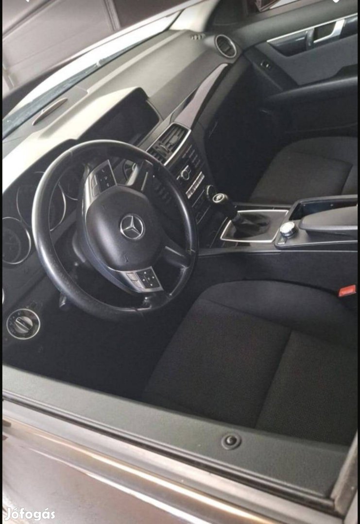eladó mercedes c220 2011