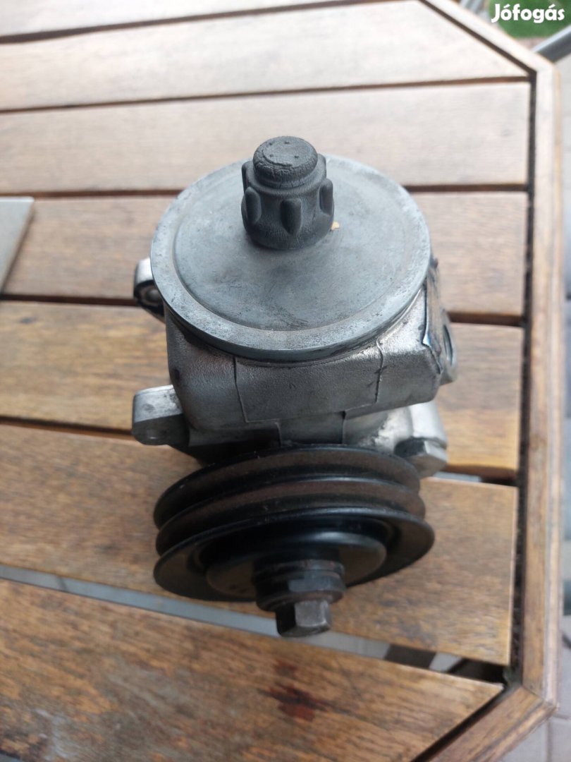 eladó mercedes w126 szervószivattyu A1264601480 