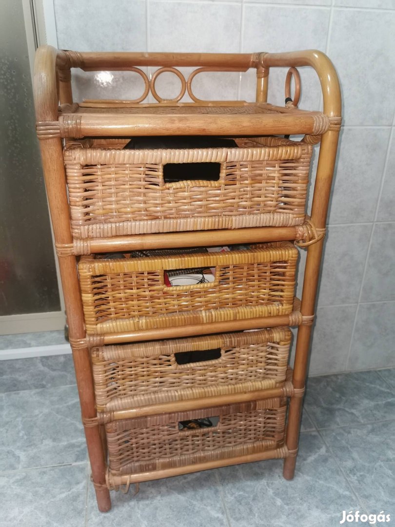 elado rattan szekrény otfiokos