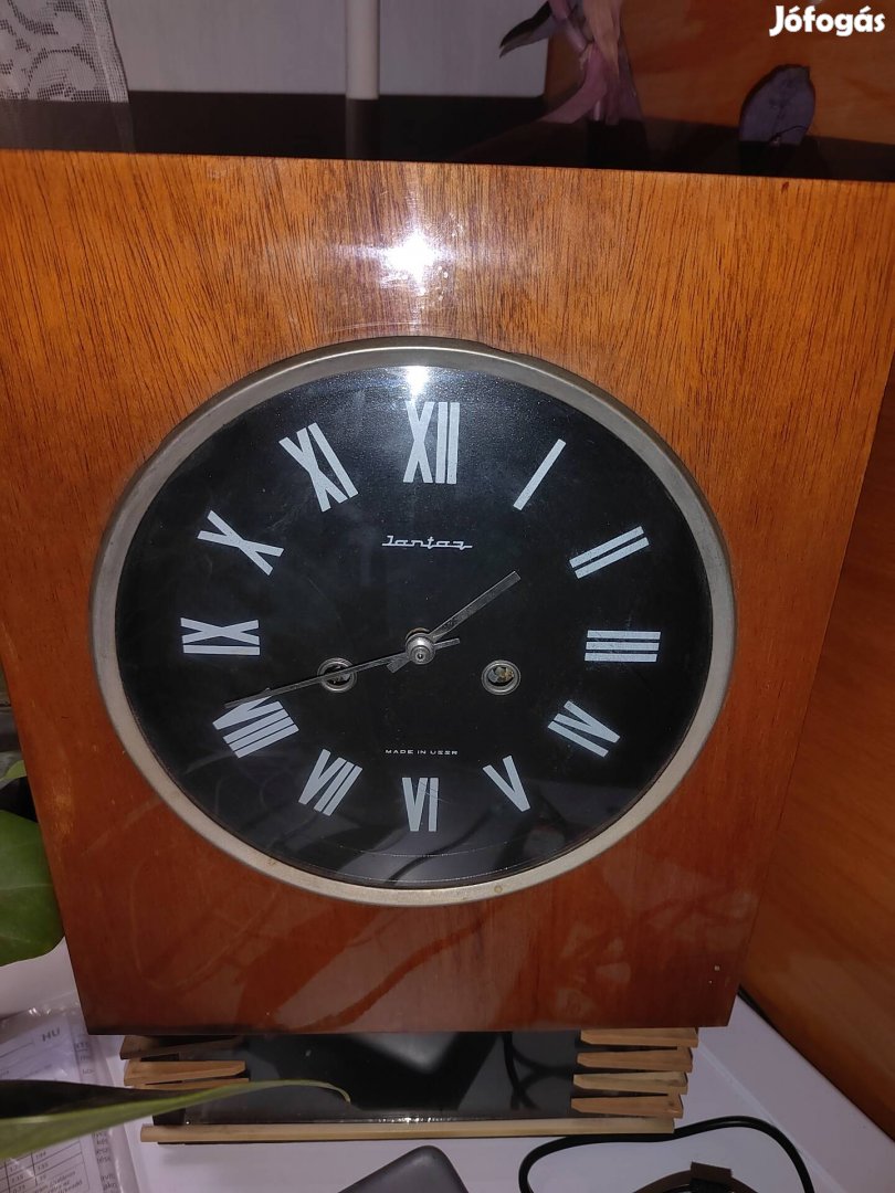 elado sorszamozot pecsételt retro Jantar falióra 