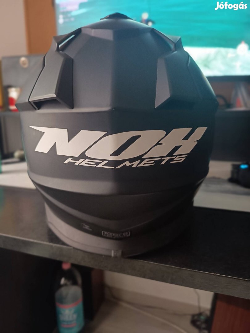 eladó túra cross sisak