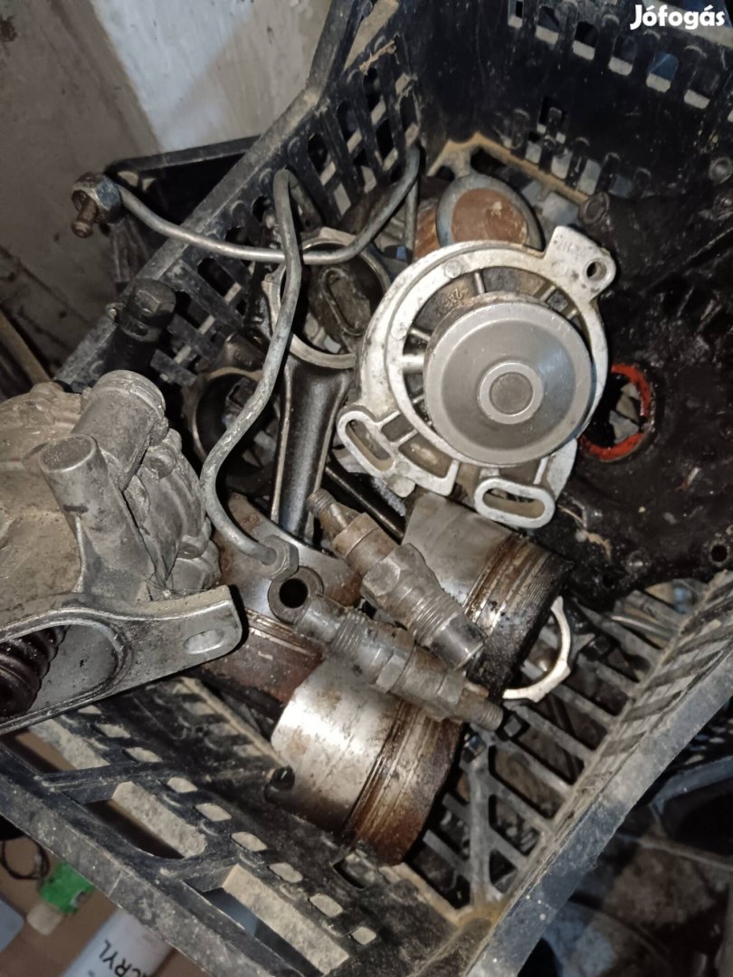eladó wv lt 35 2.4td/d alkatrészek