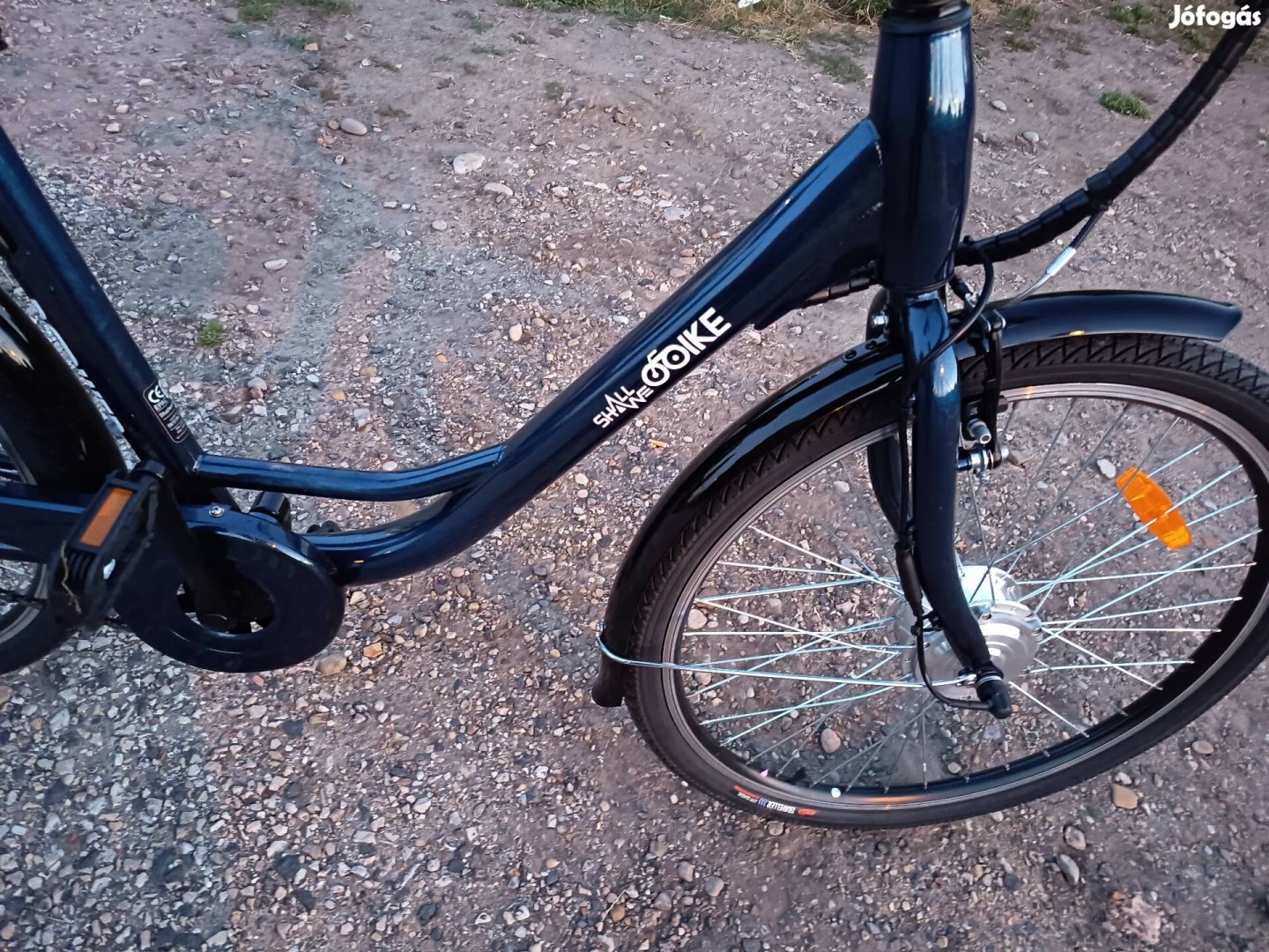 elektromos rasegitosu bicikli eladó 