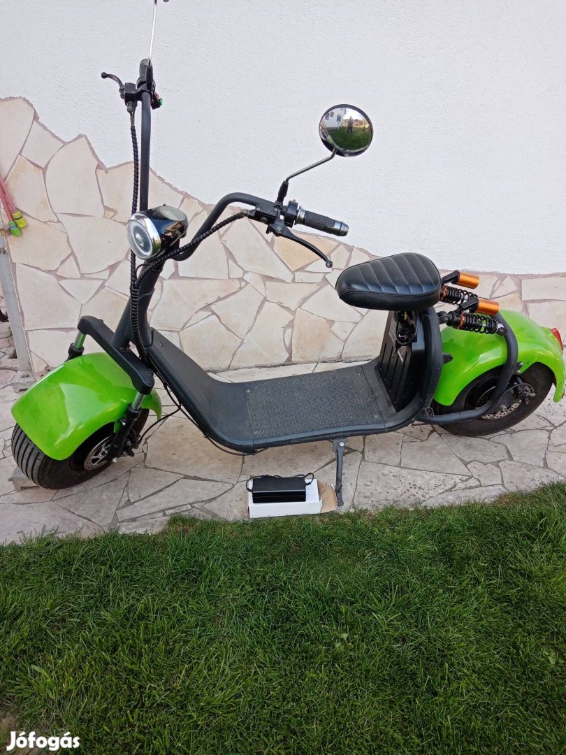 elektromos roller 
