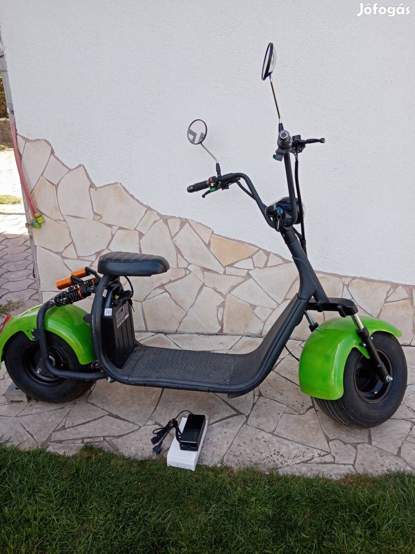elektromos roller. 
