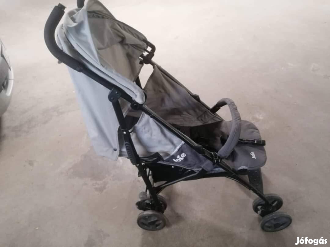 esernyőre csukható sportbabakocsi