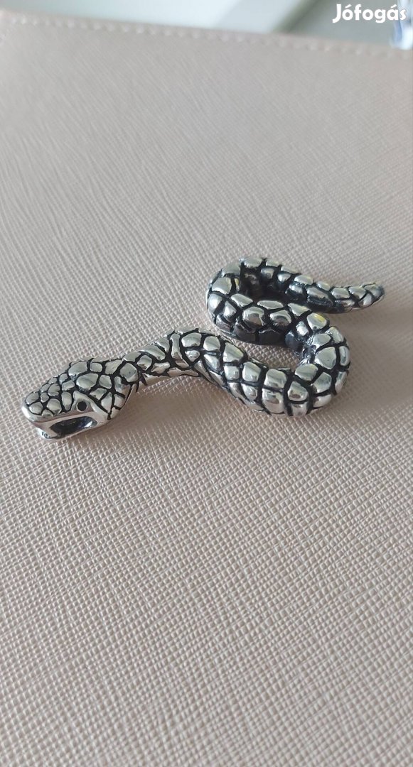 ezüst kígyó medál