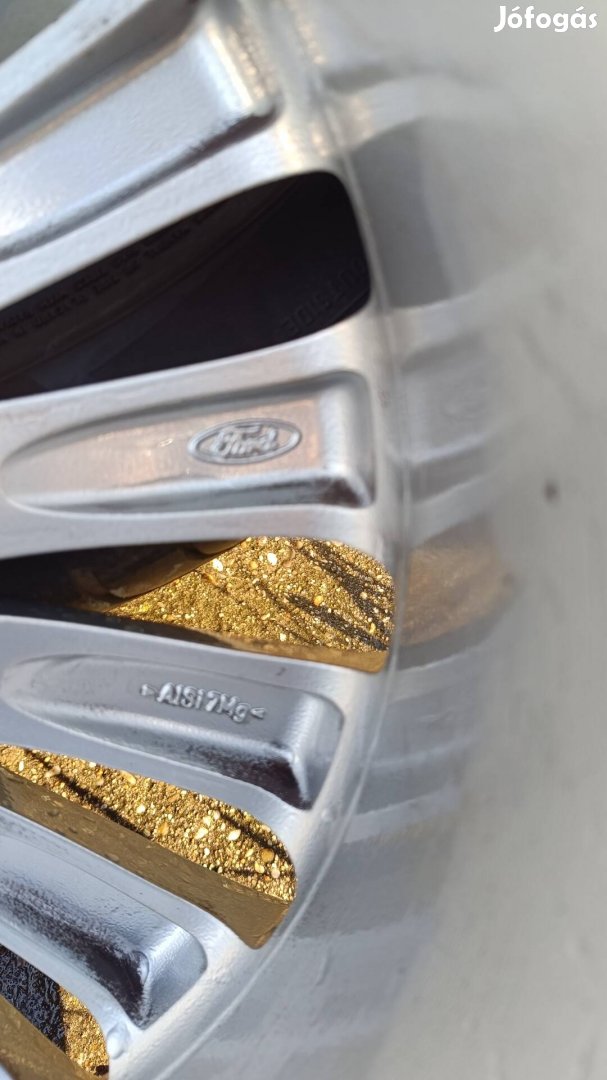 felújított 17" Ford alufelni szett Michelin nyári gumival