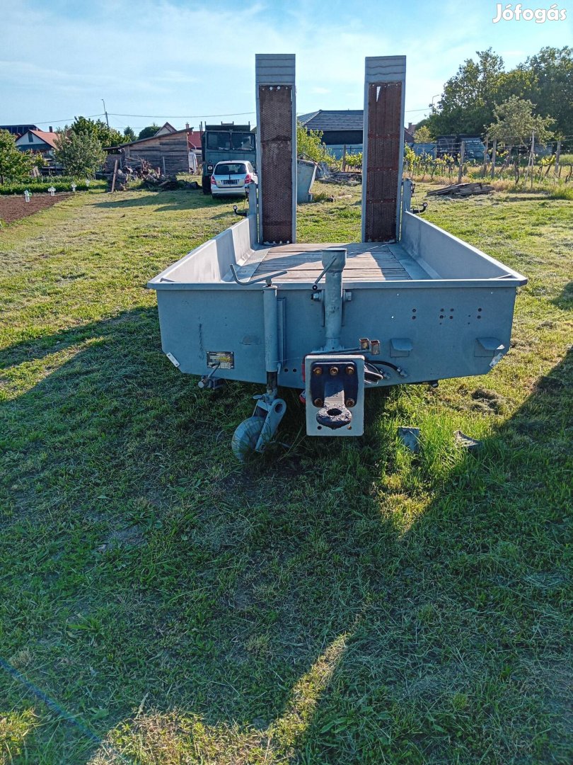 fligel 89 pótkocsi
