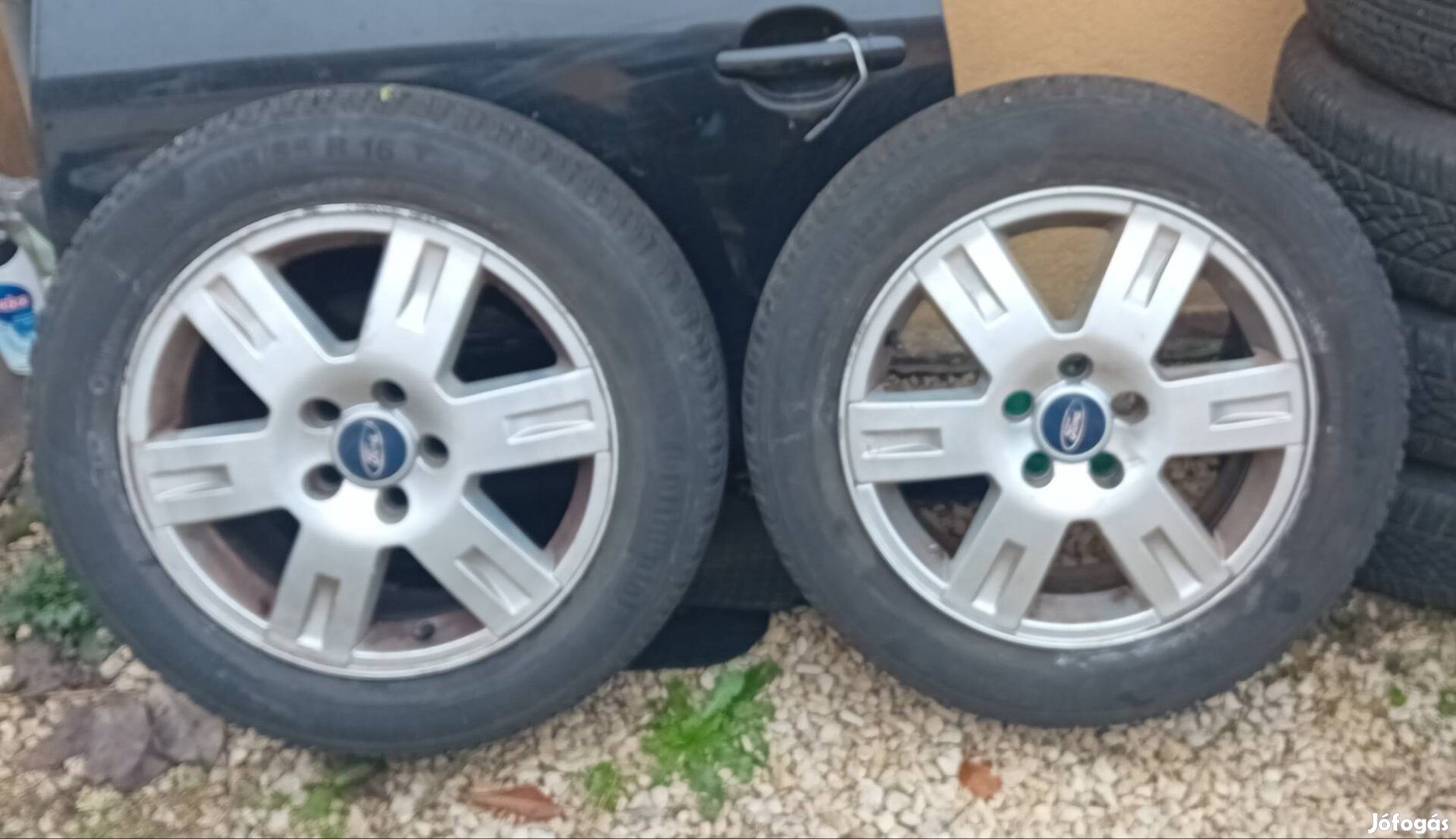 ford gyári  alufelni garnitúra téli gumikkal