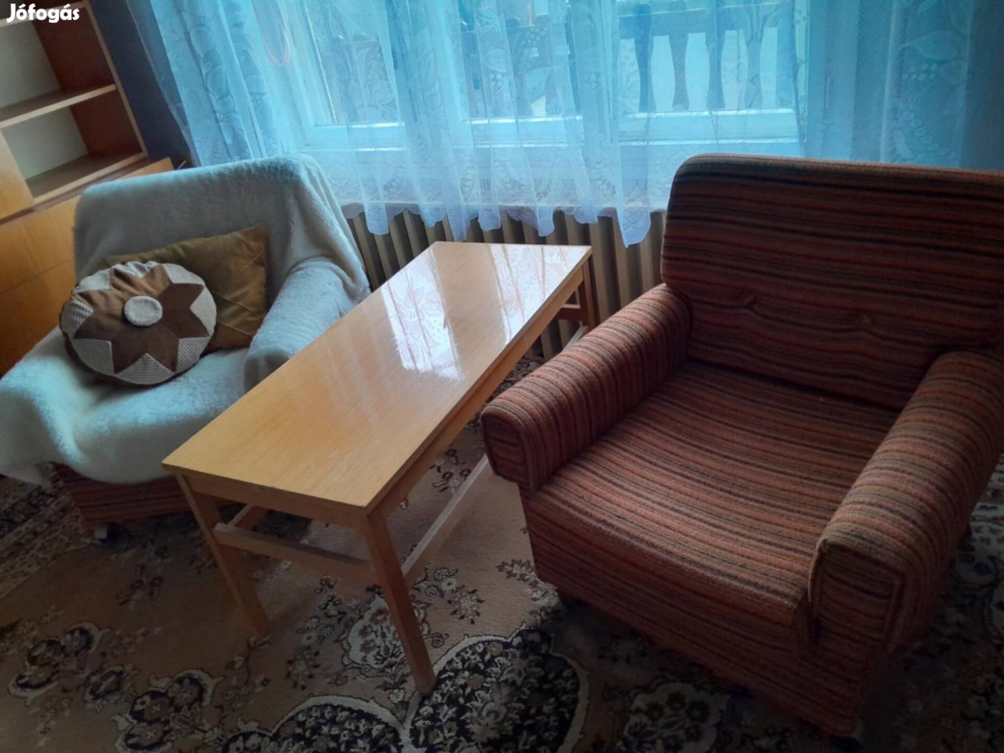 fotelek kárpitozott 2db