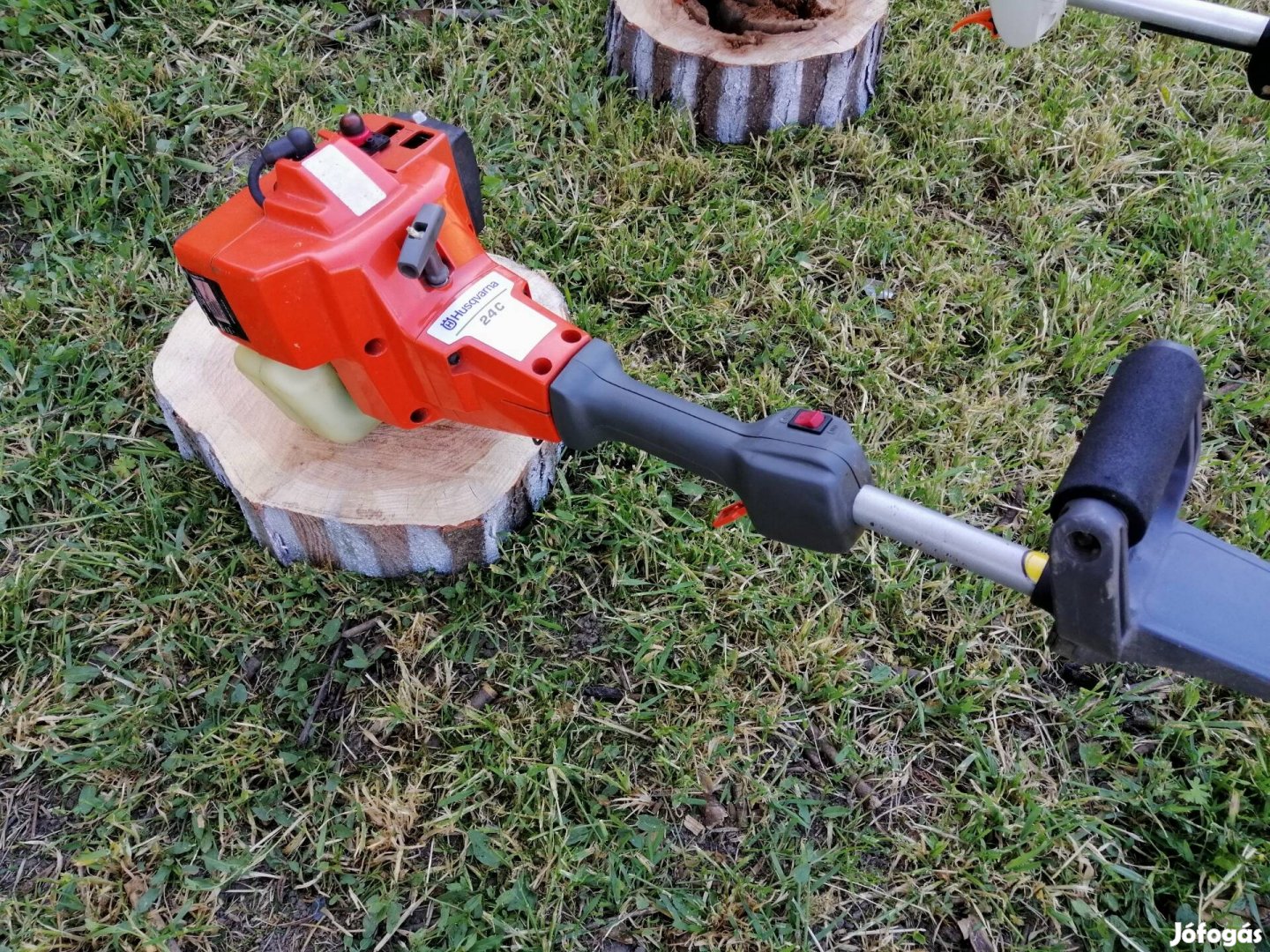 fűkasza Husqvarna24c 