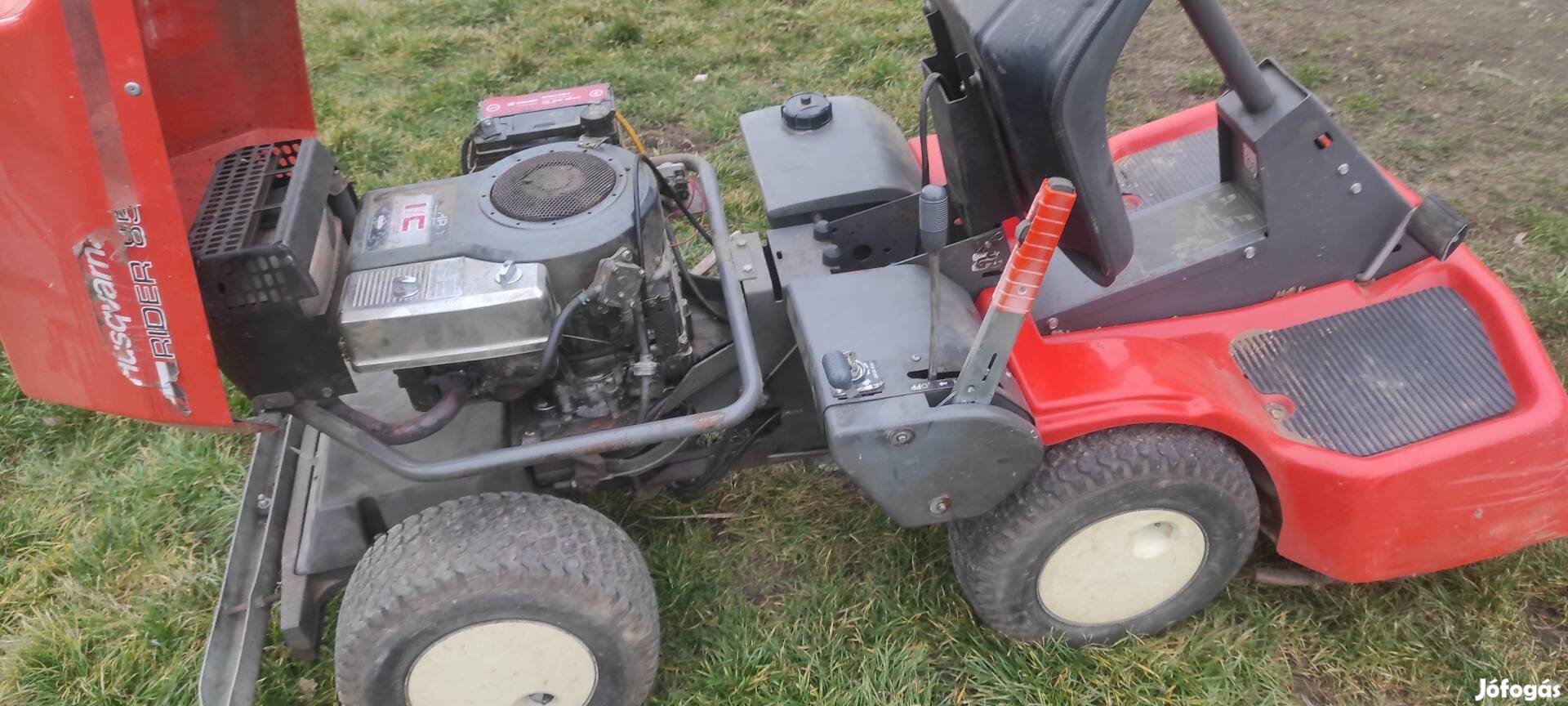 fűnyíró traktor fűnyírótraktor