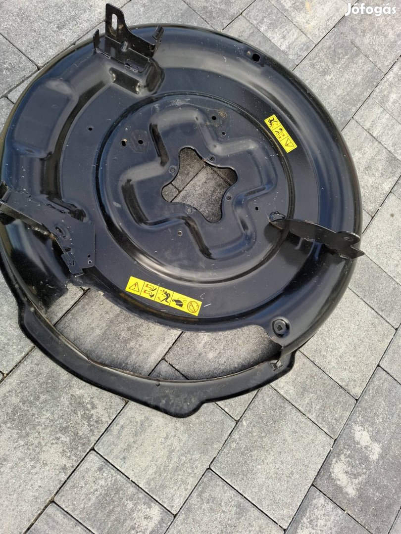 fűnyíró traktor mtd fűnyírótraktor kaszaház