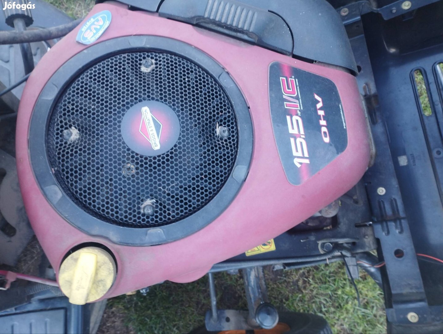 fűnyíró traktor tűnyirótraktor eladó