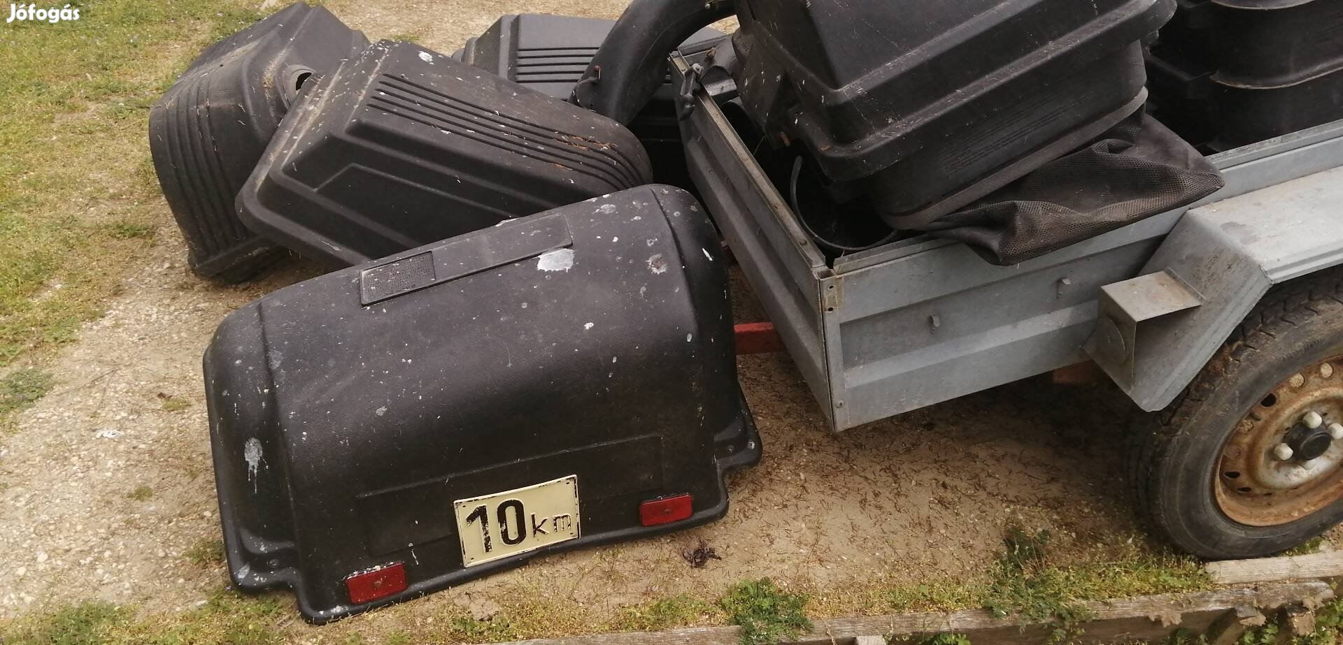 fűnyírótraktor, fűnyíró traktor, kosár idomok, zsákok és keréksúlyok