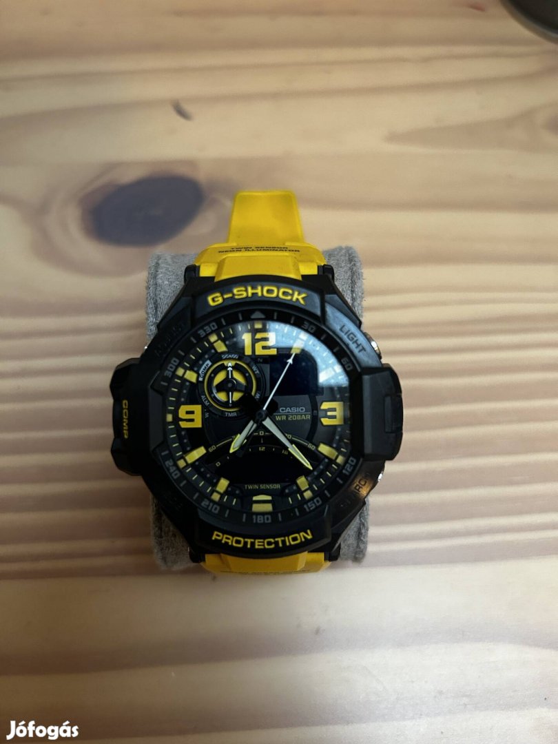 g shock yellow twin sensor neon illumination