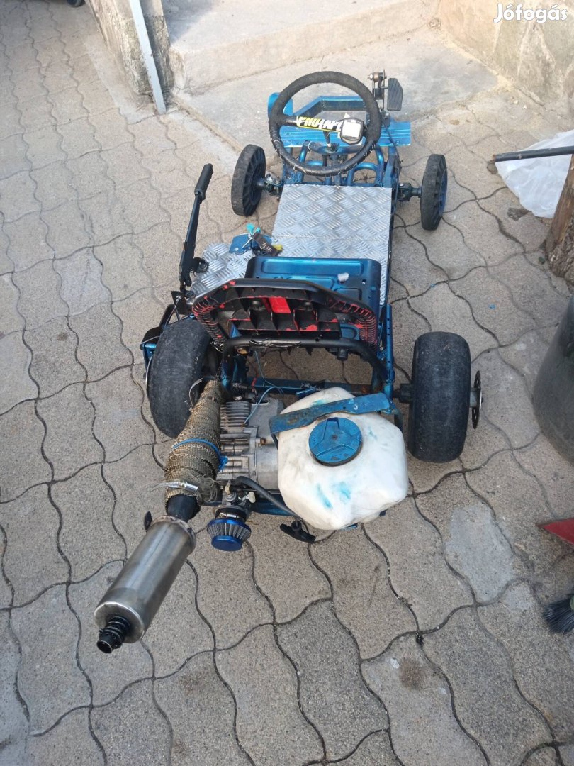 gokárt 50cc. 2.5 loerő