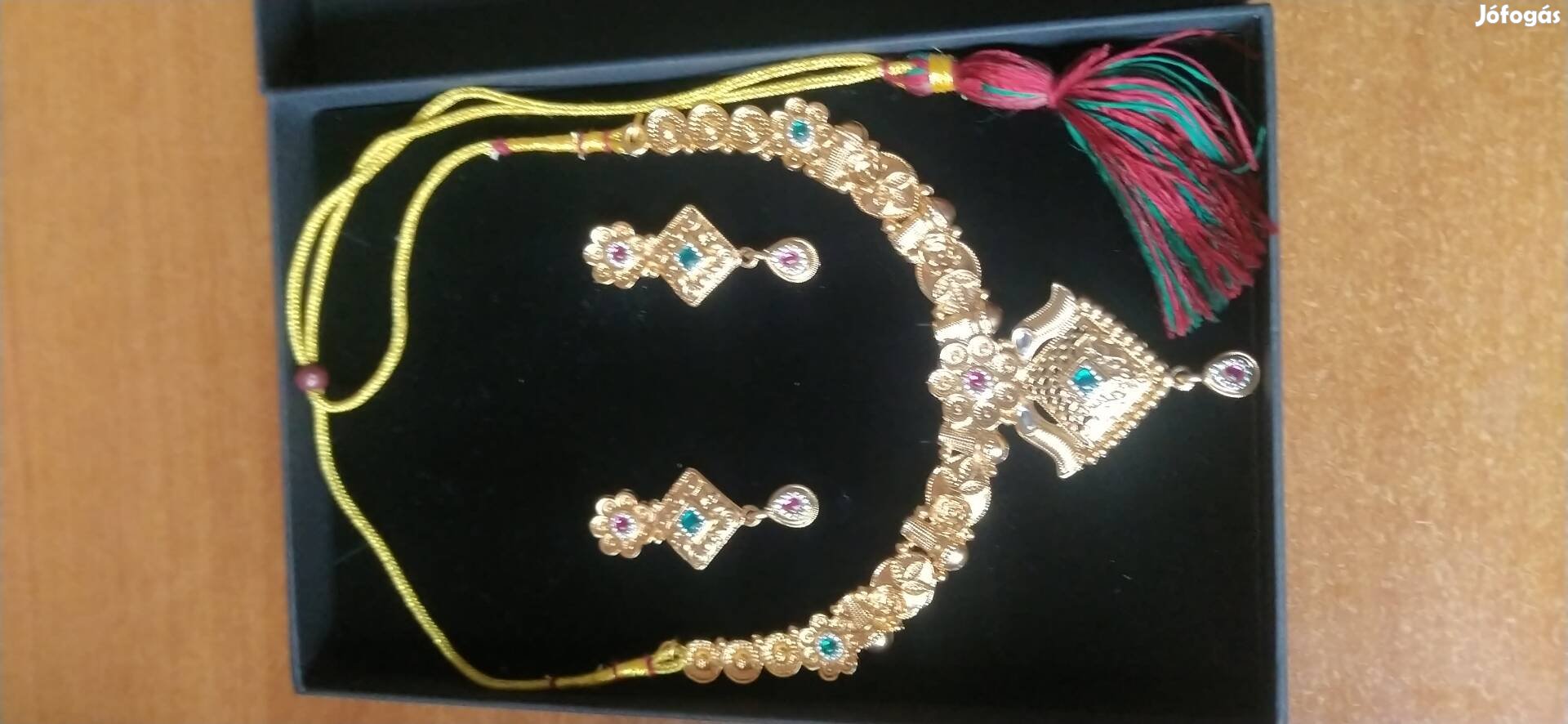 gold plated colourful flower print motif Indian wedding