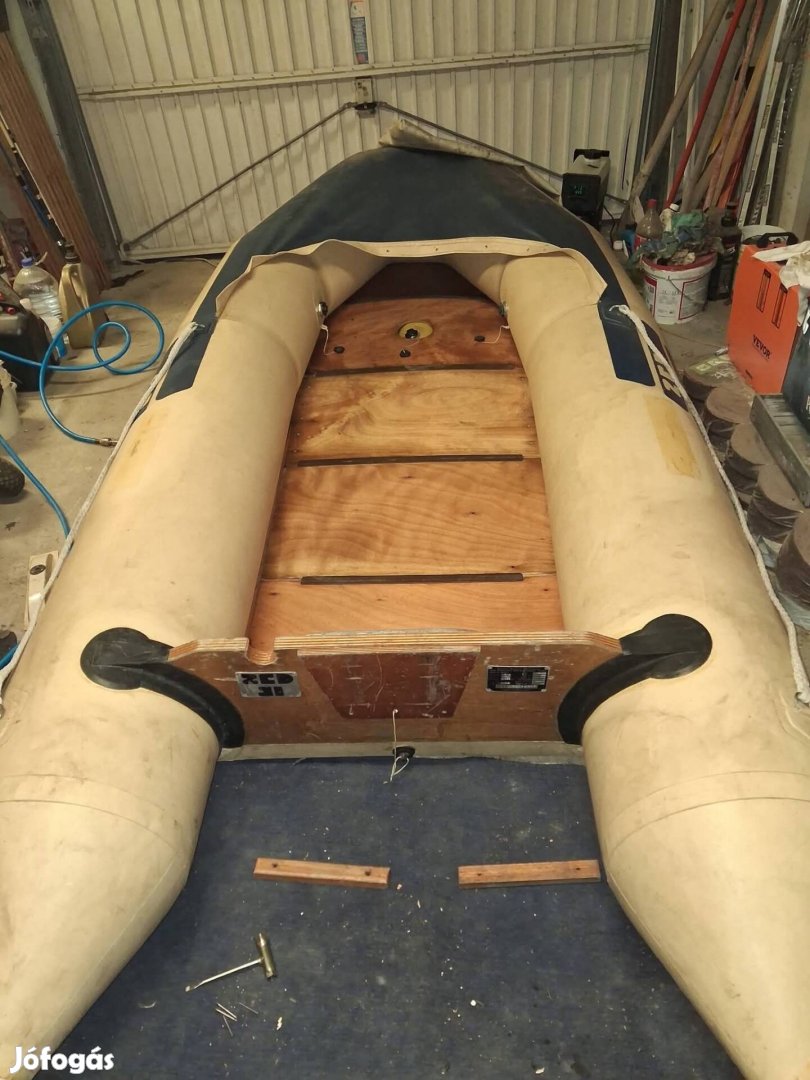 gumicsónak kiles 310 zet