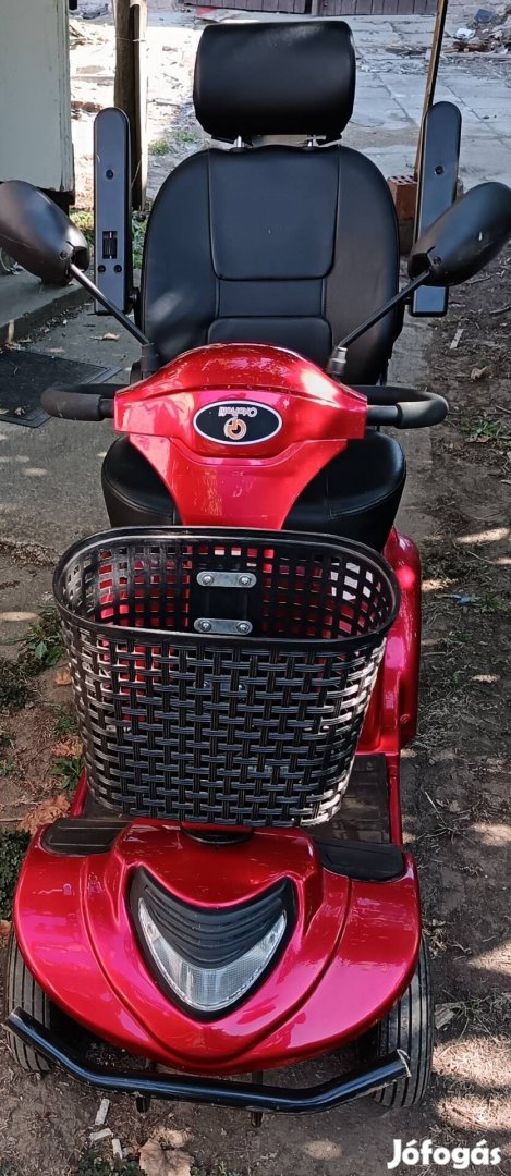 gyári állapotú elektromos moped