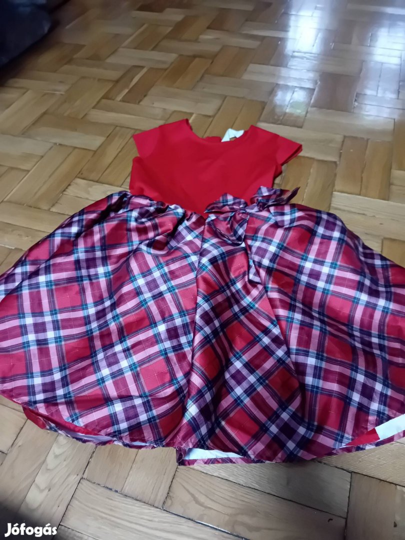 h&m piros kockás ruha 8-10 éves 134-140