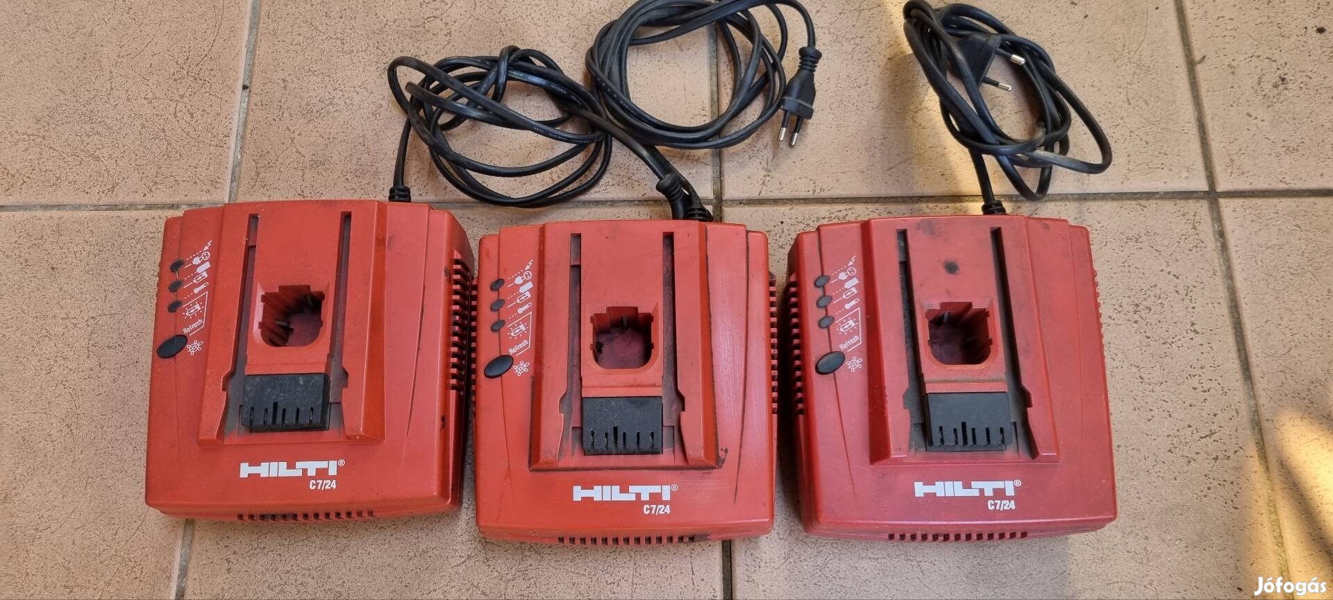 hilti C7/24 akkumulátor töltő 