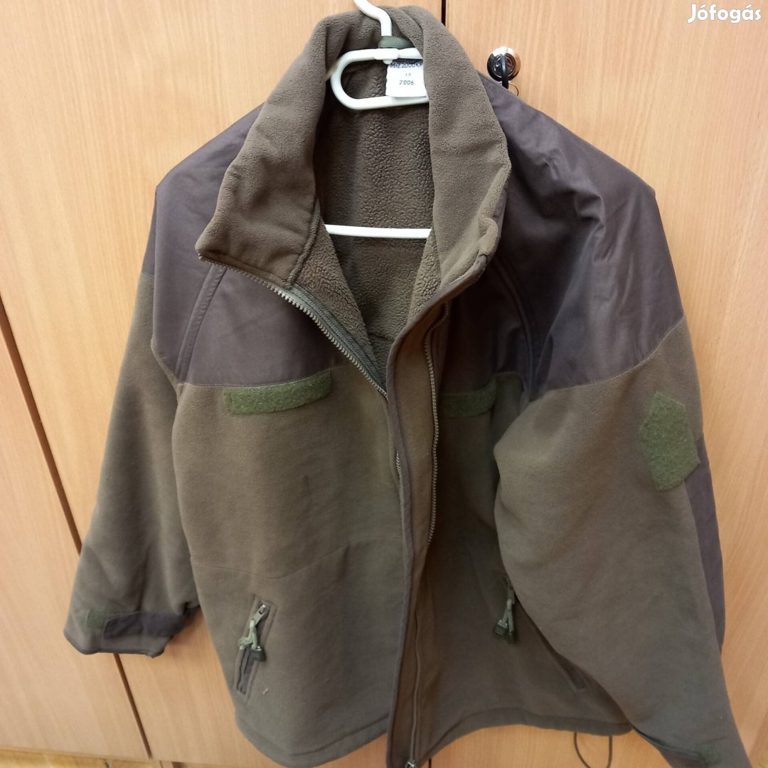 honvédségi, katonai polár kabátok