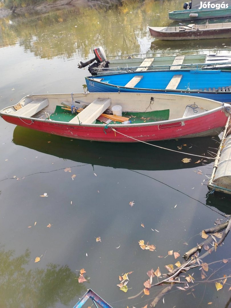 horgászcsónak