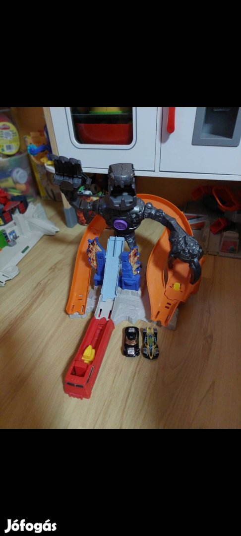 hot wheels nitrobot robot harci játék szett