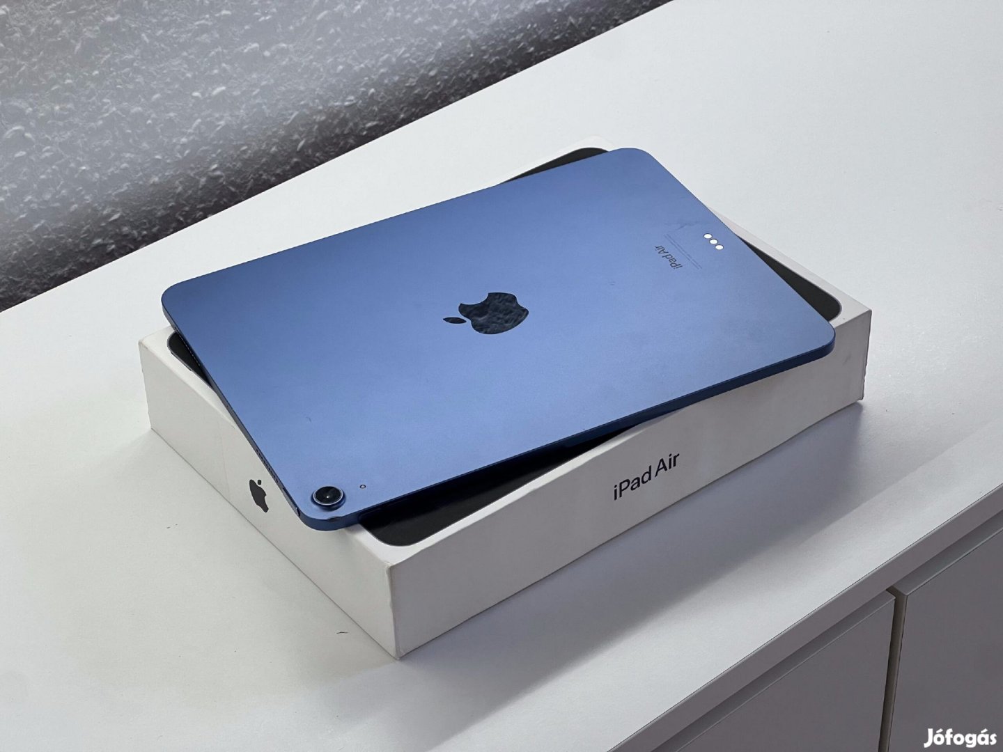 iPad Air 5th Generáció Blue 64GB 2 Év Garanciával Számlával