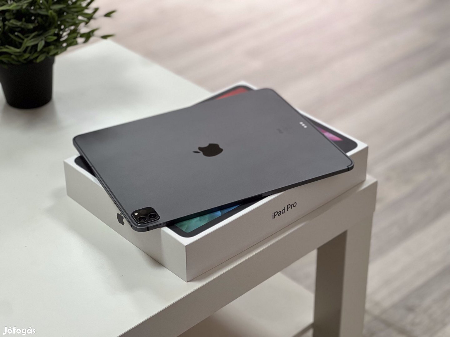 iPad Pro 4th Generáció Space Gray CEL 128GB 1 Év Garanciával